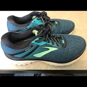 Brooks Womens Adrenaline GTS Running Shoe